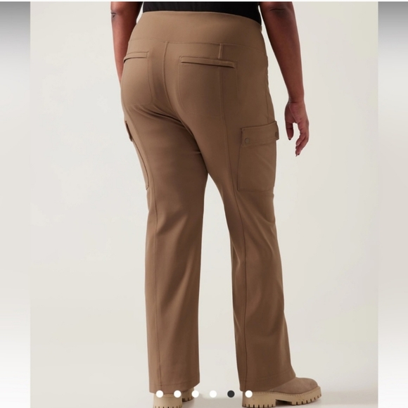 Athleta Women's Delancey Straight Cargo Pant Rustic Beige - 1X - Picture 2 of 6